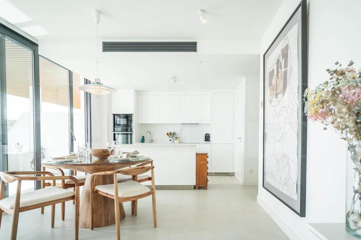 Апартаменты Seaside Escape With Views, Pool And Parking Rems Фуэнхирола Экстерьер фото
